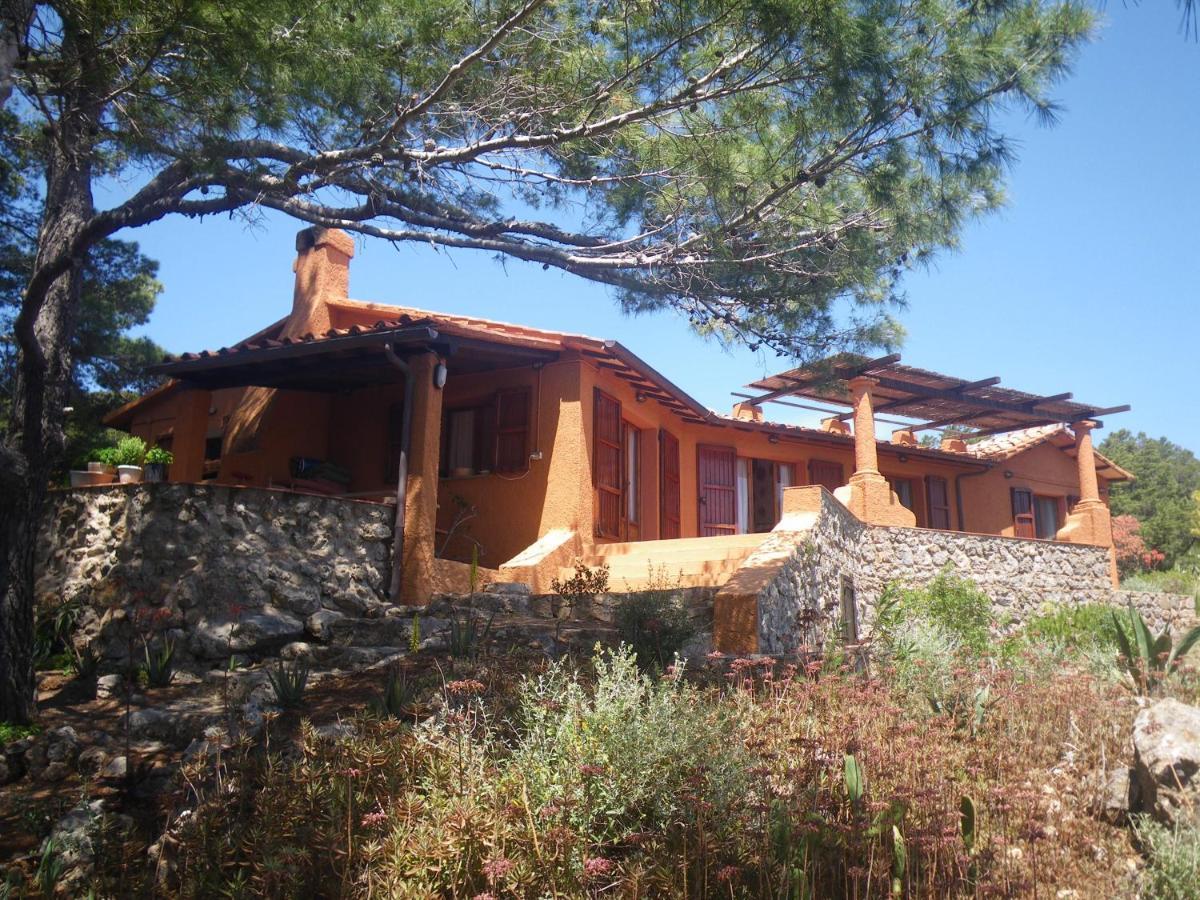 Casa Diana Bed & Breakfast Giannutri Exterior photo